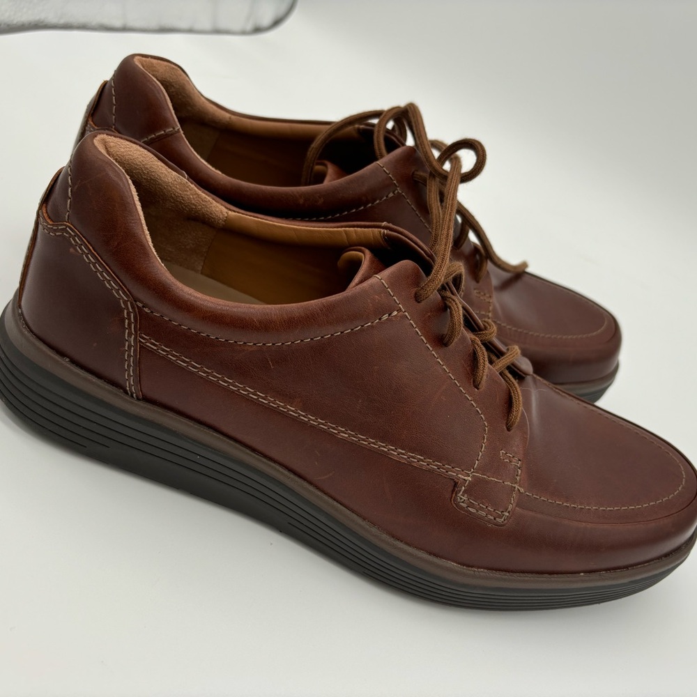 Clarks Ease Leather Casual Formal Shoes Size 10.5 Dark Tan‎ 26136982 Men’s